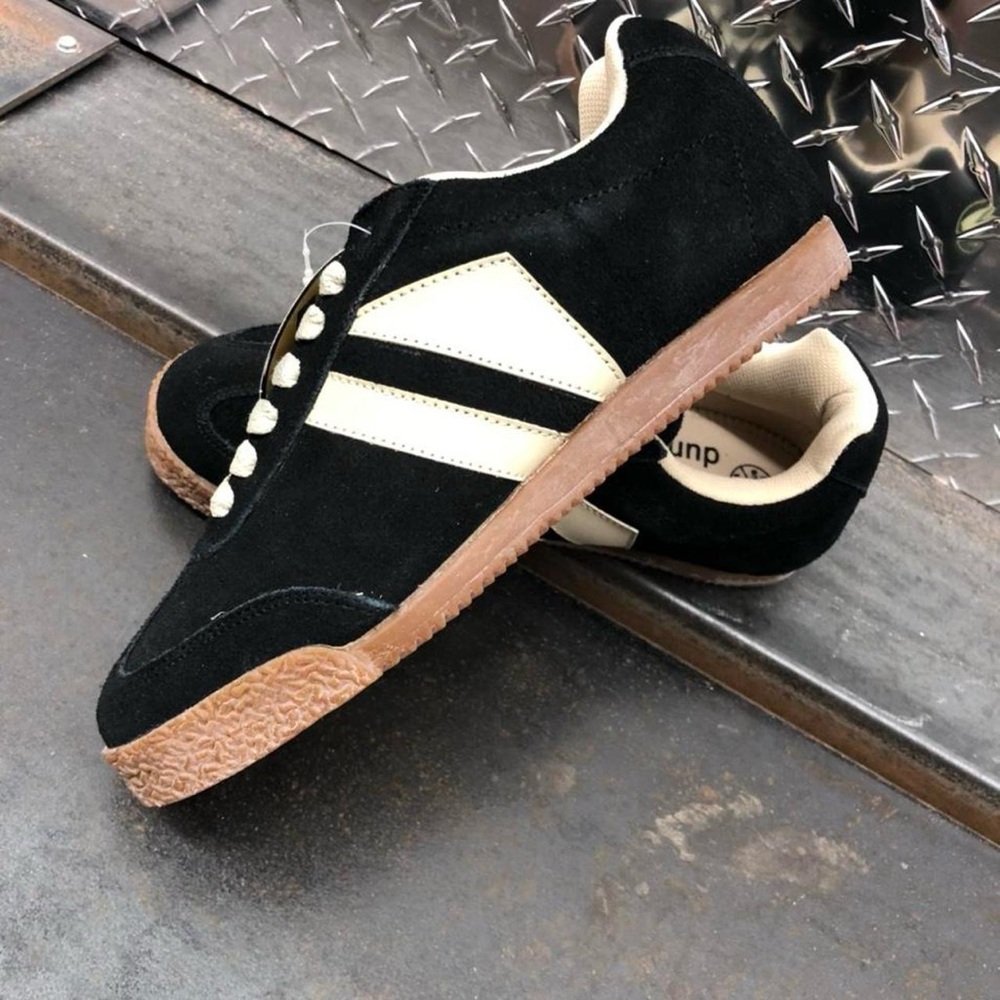 BNIB dunnit black/beige, womens sizes 5,6,8,9US